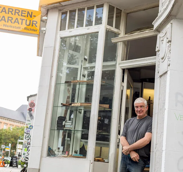 Schalloch Musikhandel GmbH in Hamburg Teaser Werkstatt 01
