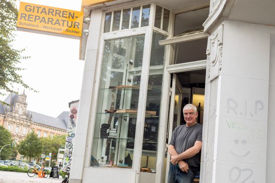 Schalloch Musikhandel GmbH in Hamburg Werkstatt Jürgen Richter